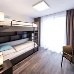 Boarding World Smart Hotel